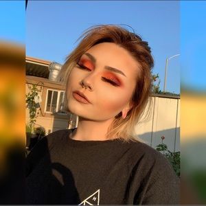 Meet your Posher, Hailey